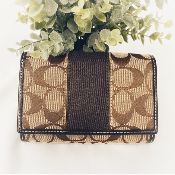Coach Handbags - Coach Wallet